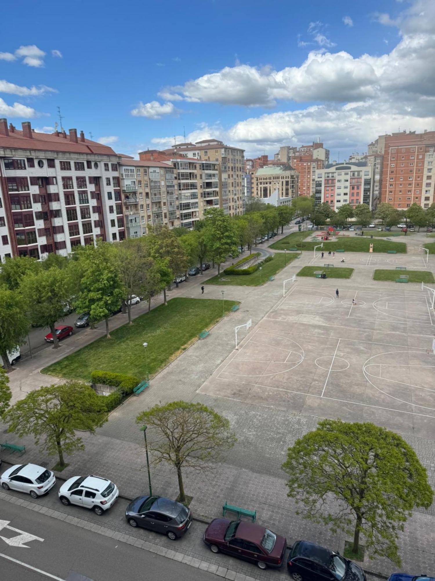 Habitaciones De Lujo Con Hermosas Vistas A La Cuidad Burgo المظهر الخارجي الصورة